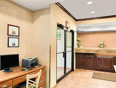 Super 8 By Wyndham Grayville Ngoại thất bức ảnh